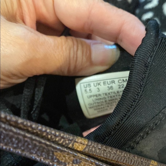 U.S. Polo Assn. Black and White Sneakers‎ with Chunky Sole - Picture 7 of 7